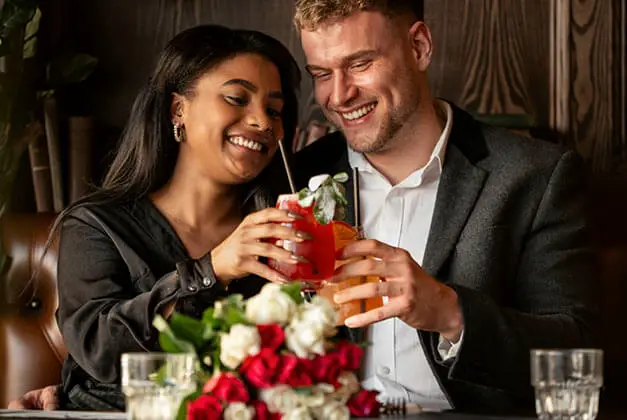11 Dating Rules for Finding Someone Special Datinge Rules Lovers clicking glass of fruit juice